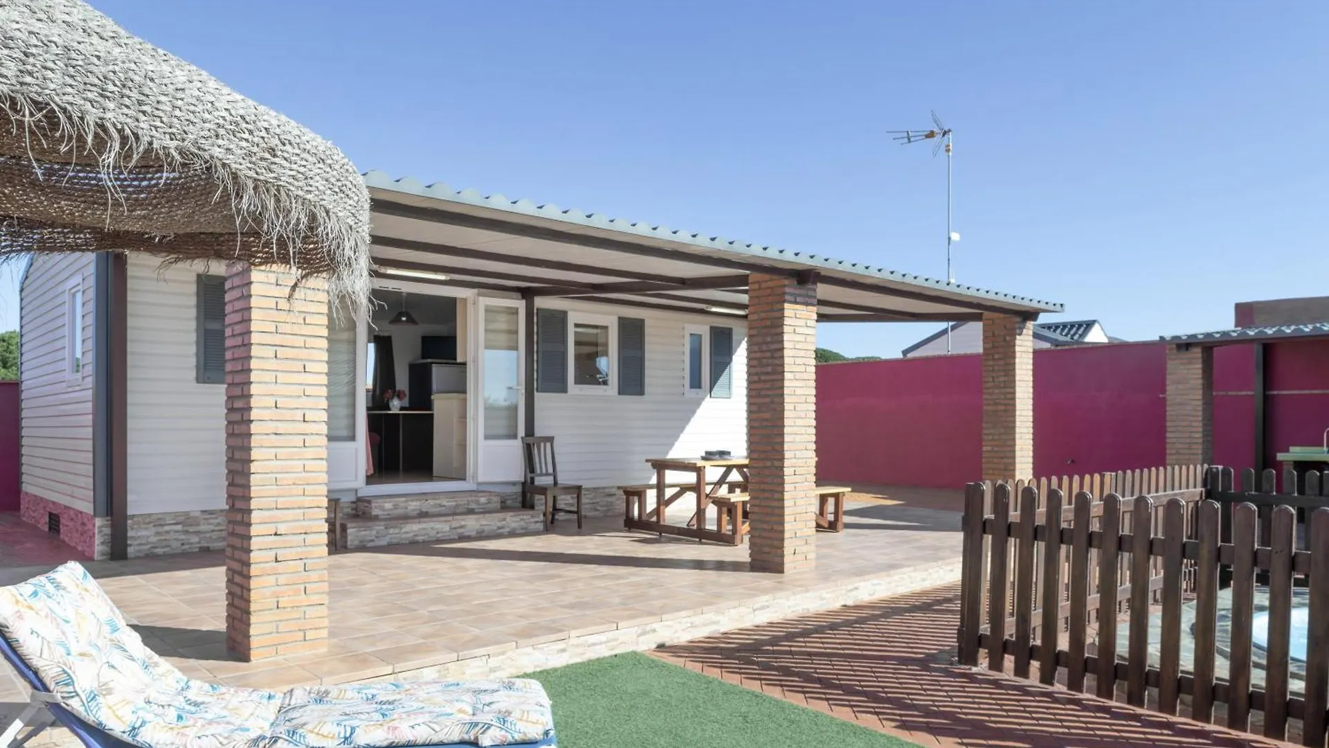 Bungalow Mis Ninas 2 Conil De La Frontera 0*,  Španělsko